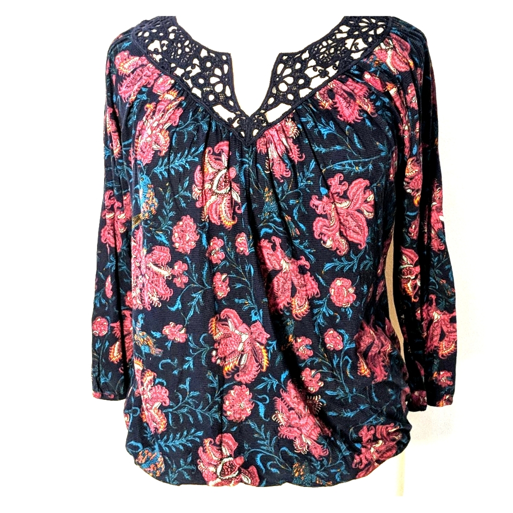 Lucky! Crochet Detail Top